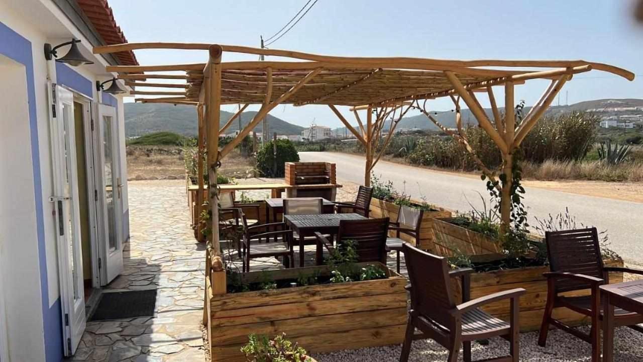 Casa Presente Guesthouse カラパテイラ エクステリア 写真